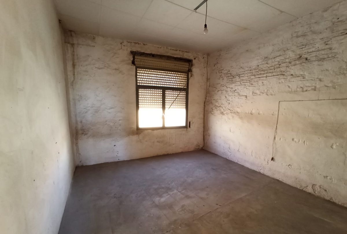 House or chalet for sale in Alberic  with Alarm