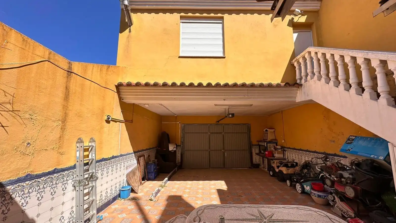 Vista exterior de Casa o xalet de lloguer en La Pobla Llarga amb Terrassa, Traster i Moblat
