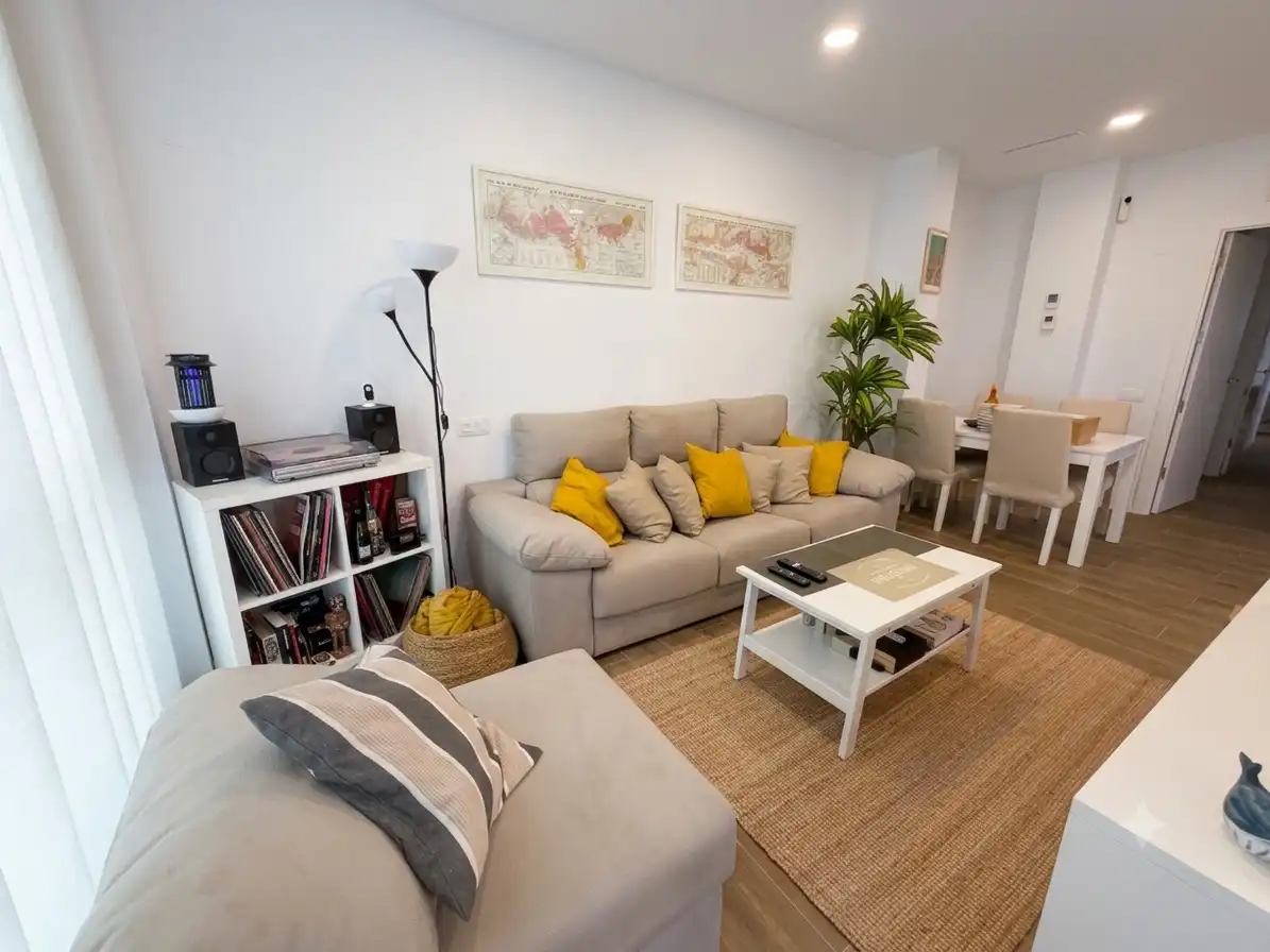 Sala de estar de Apartamento de alquiler en Badalona con Calefacción, Amueblado y Horno