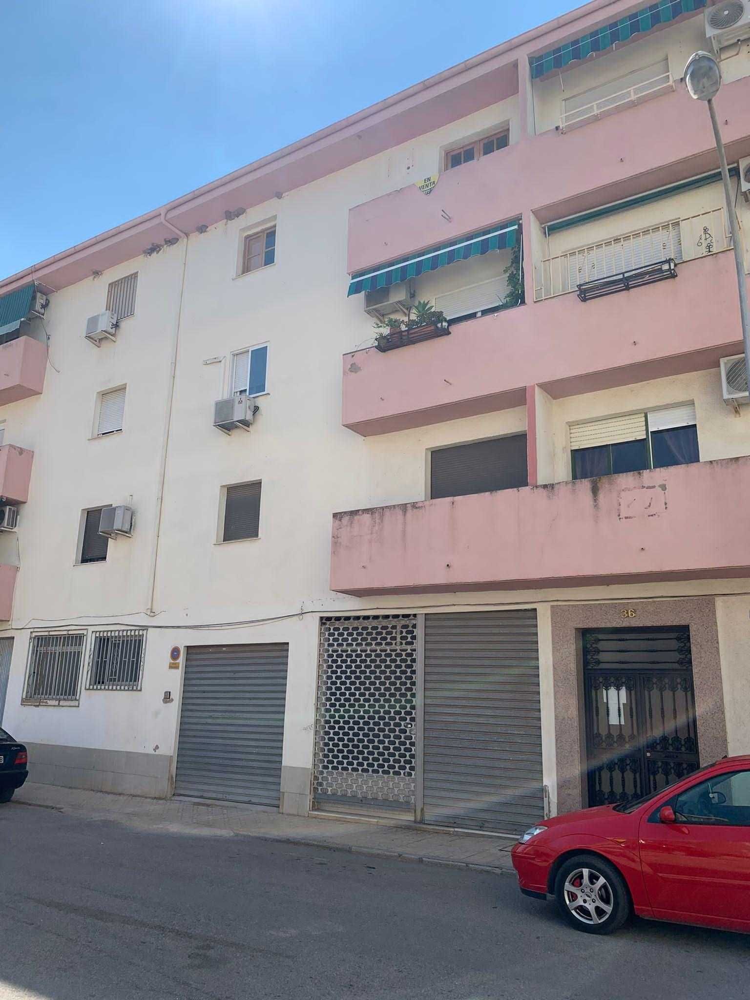 Flat for sale in C/ Floridablanca, La Carolina