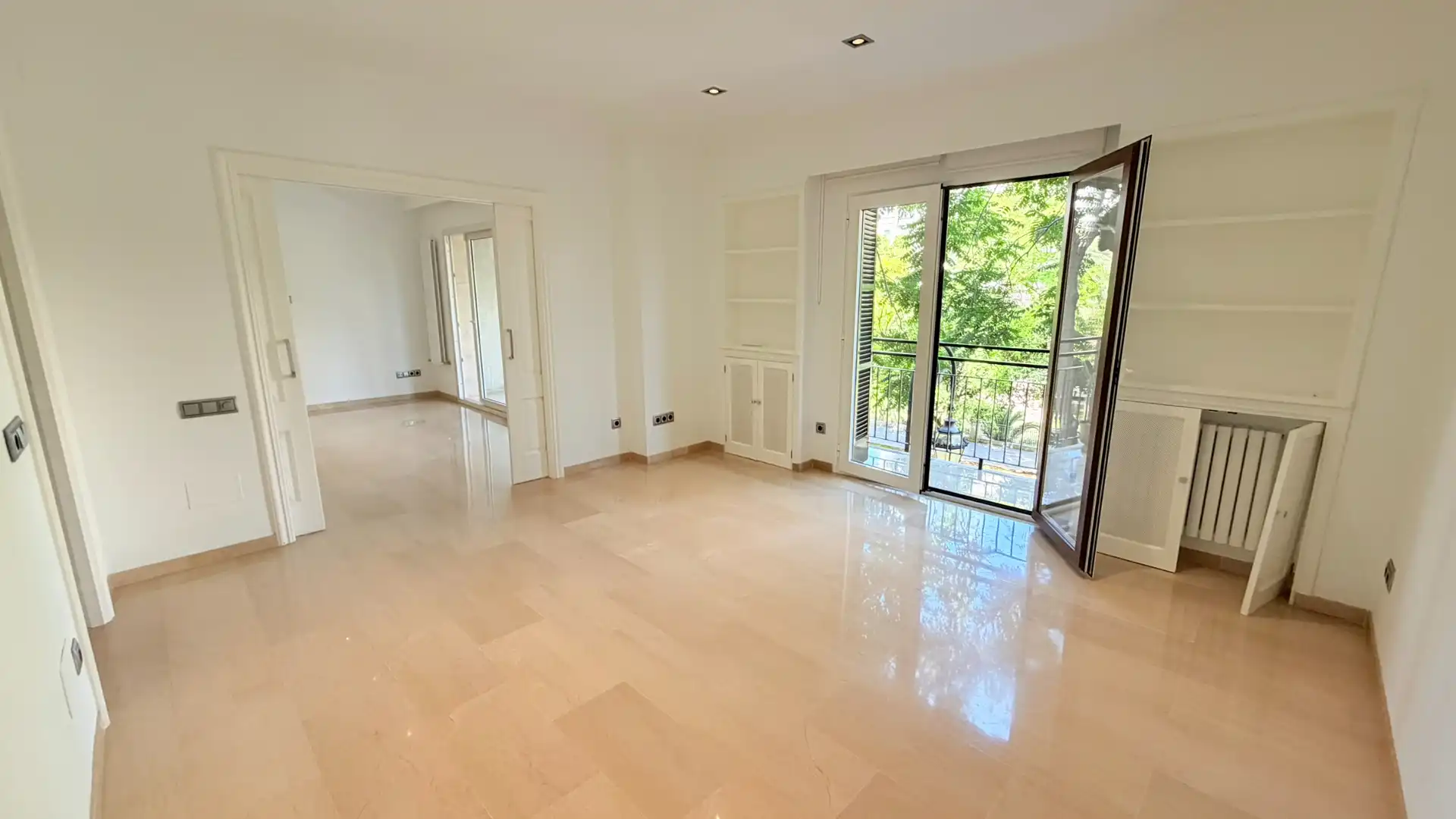 Living room of Flat for rent in  Palma de Mallorca  with Air Conditioner, Terrace and Oven