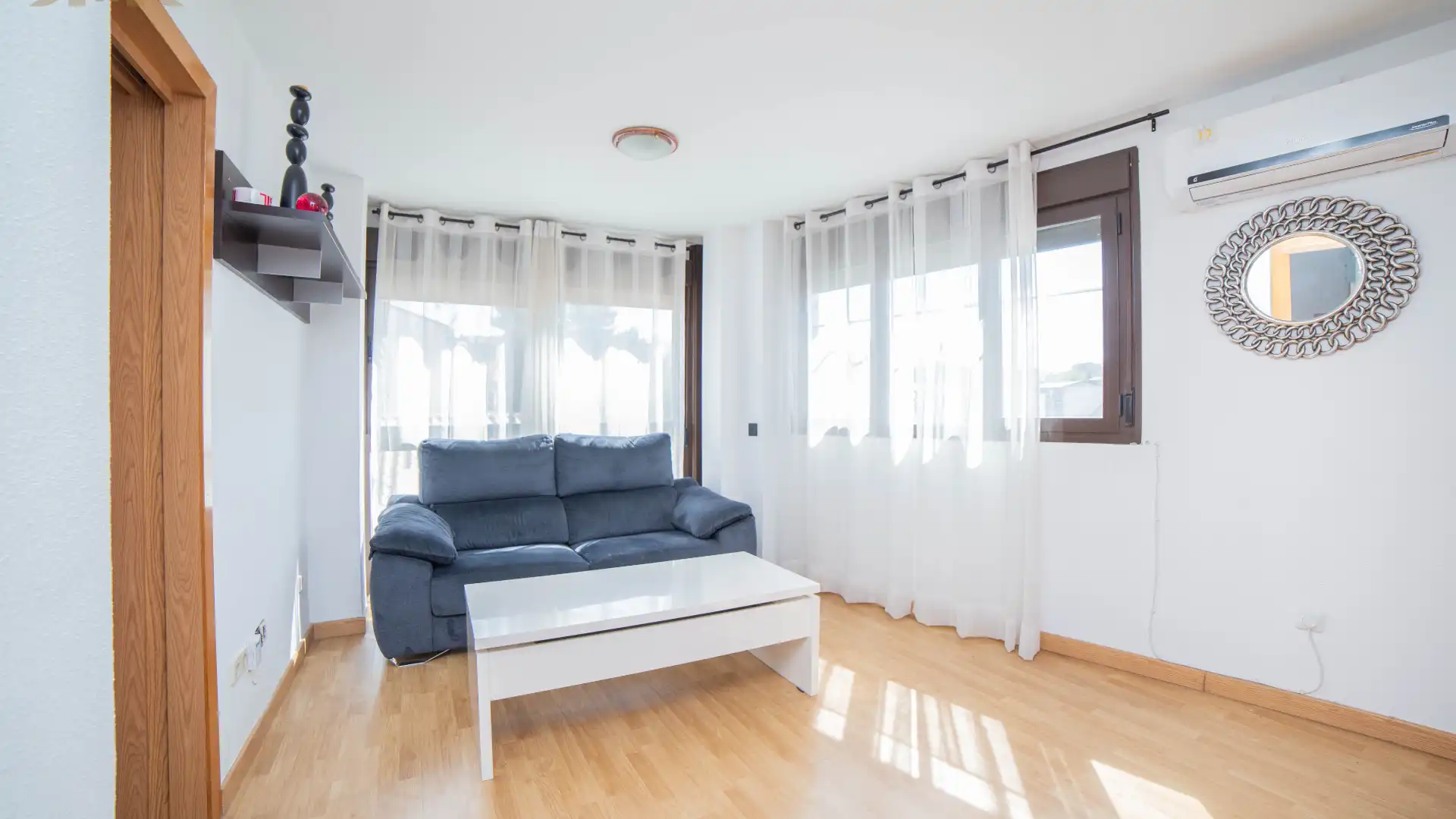 Sala de estar de Dúplex en venta en Arganda del Rey con Calefacción y Horno