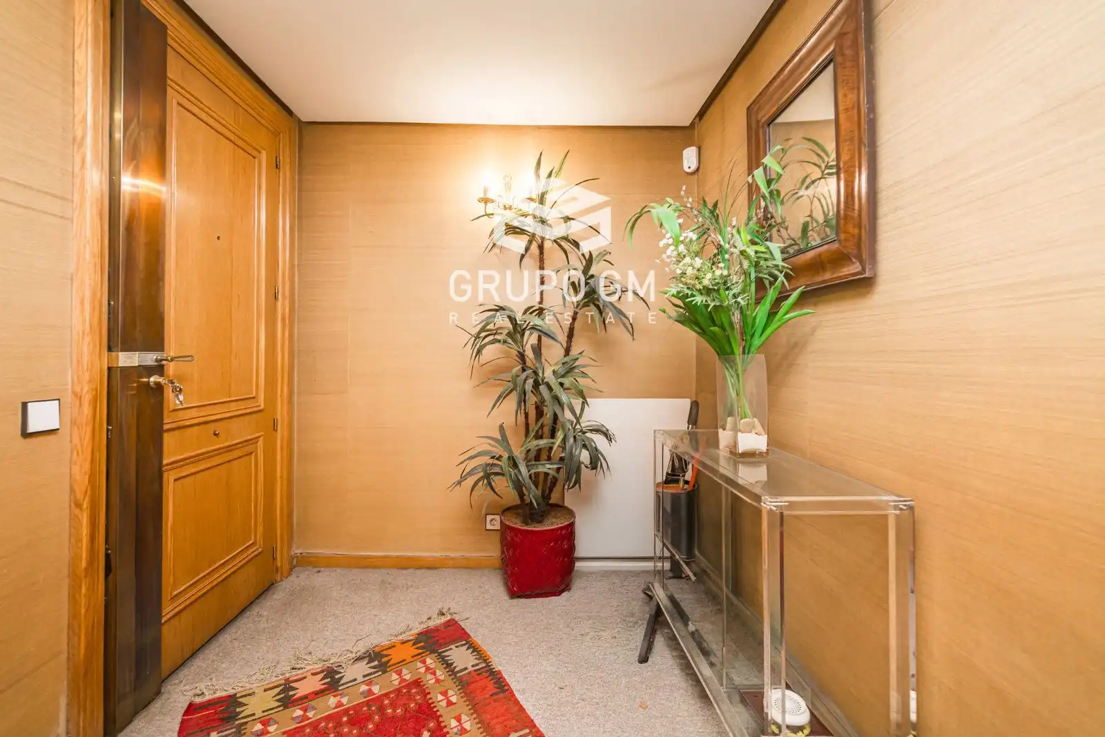 Flat for sale in Madrid  with Air Conditioner and Heating