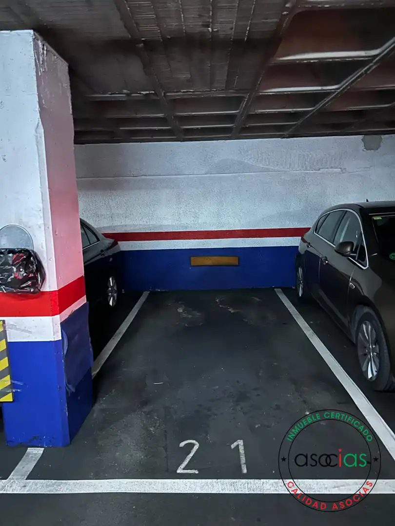 Parkplatz von Garage zum Verkauf in Gijón 