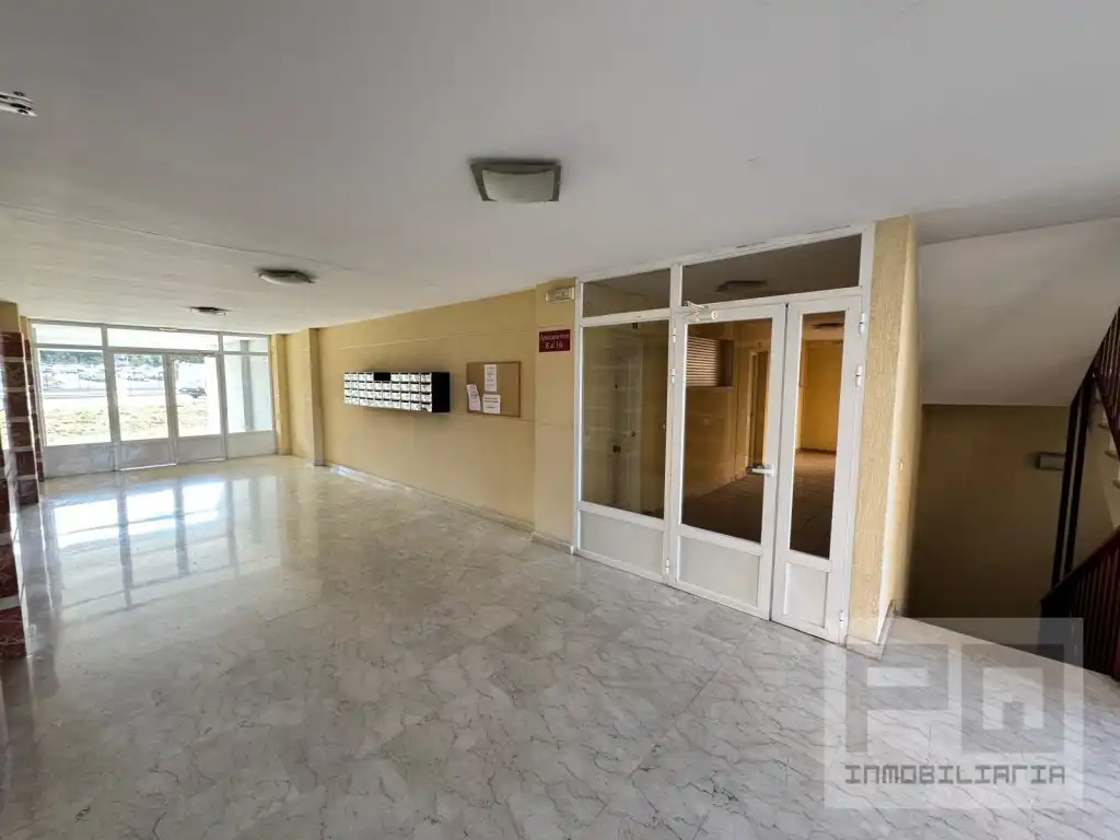 Apartamento de alquiler en C. de la Cdad. de Toledo, 9, Hervencias Altas - El Pinar
