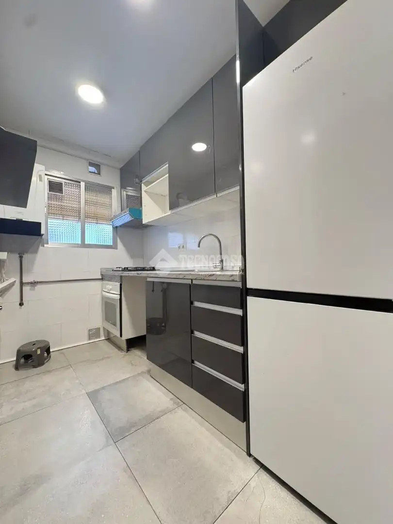 Piso en venta en Juan de la Cierva