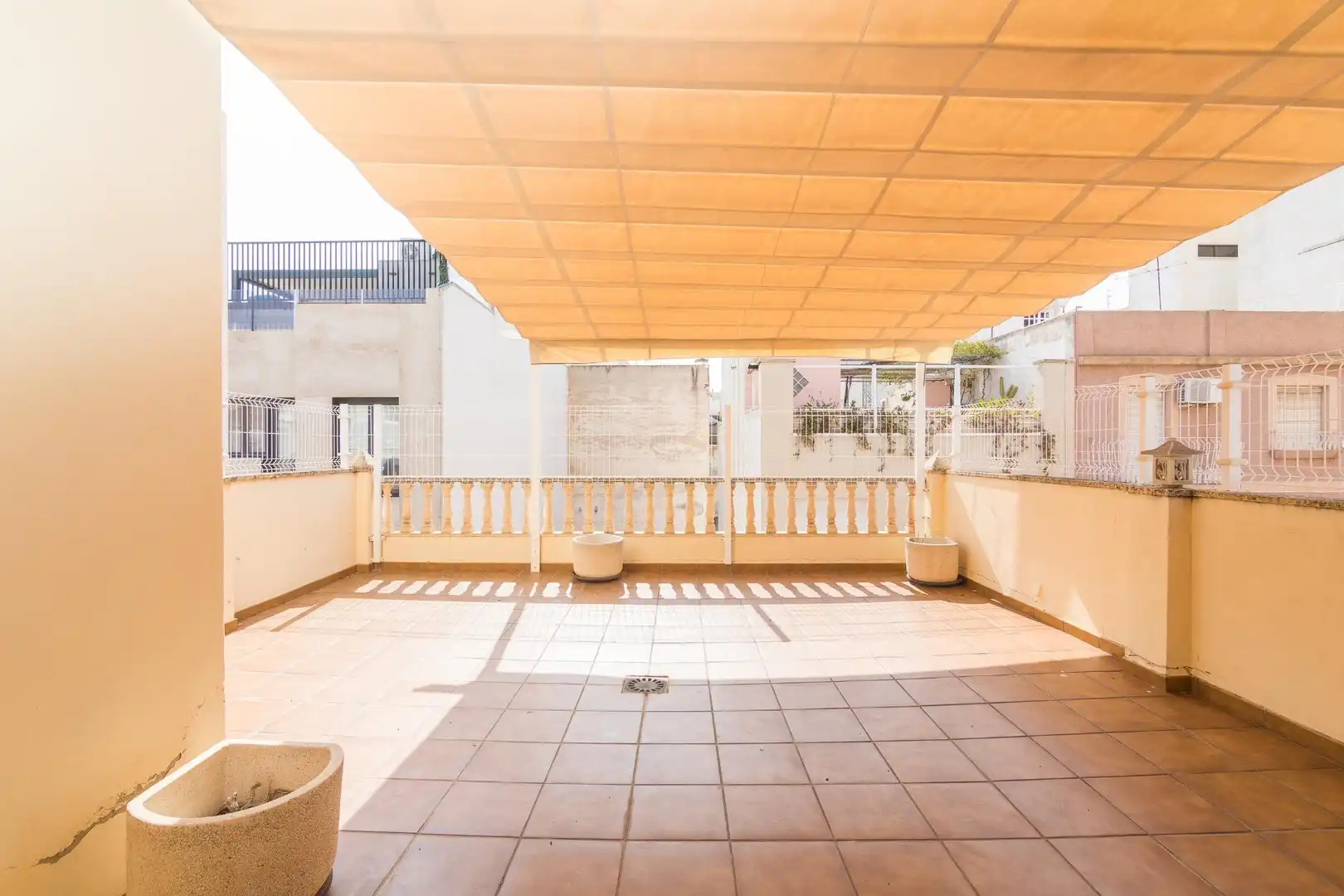 Maisonette zum Verkauf in CALDERON DE LA BARCA, 52, Pont Nou - Corazón de Jesús