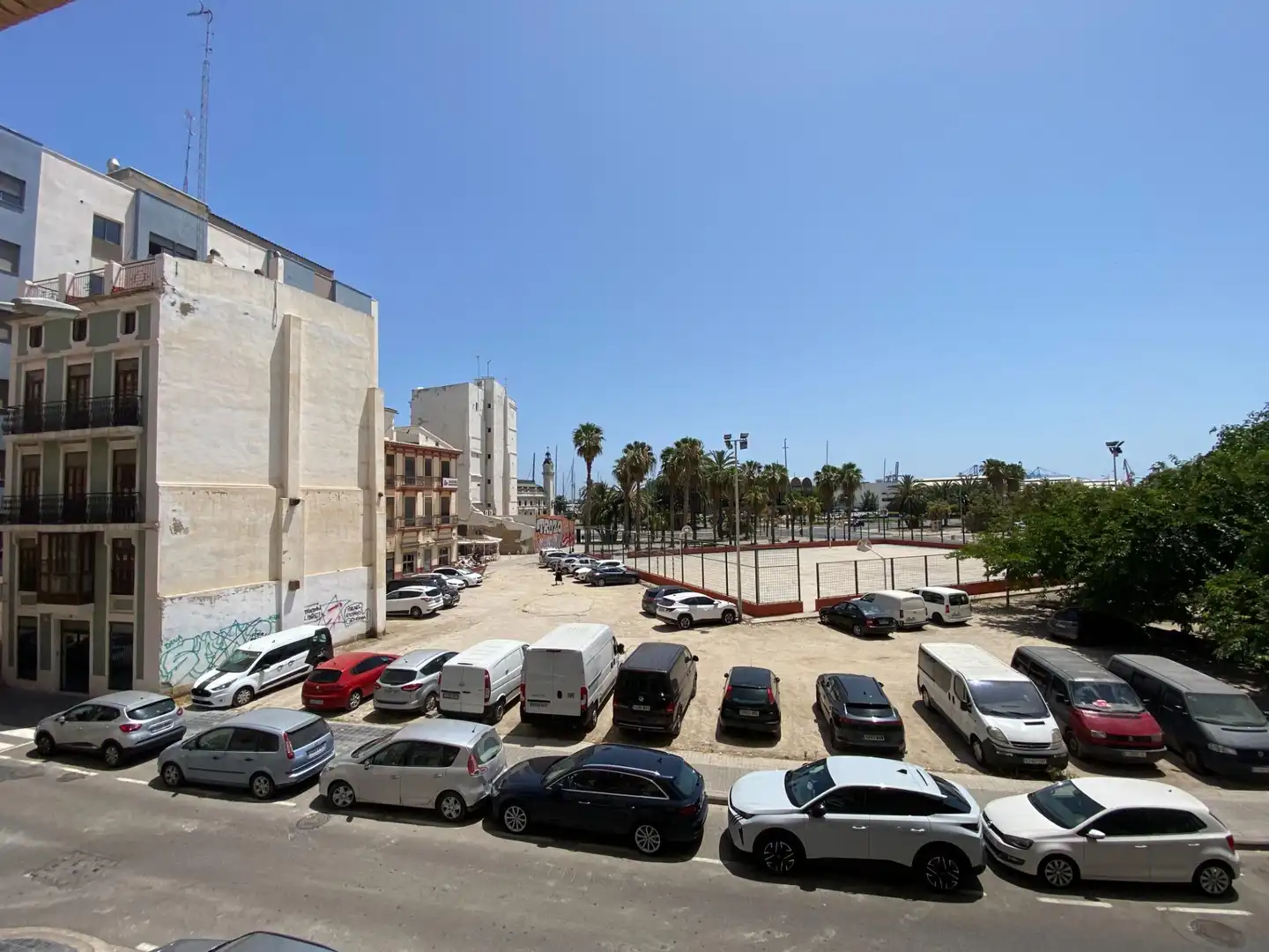 Parking de Oficina de alquiler en Valencia con Aire acondicionado, Calefacción y Terraza