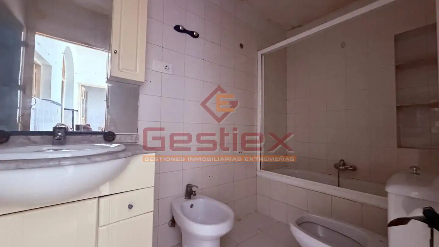 Bedroom of Houses for sale in Almendralejo