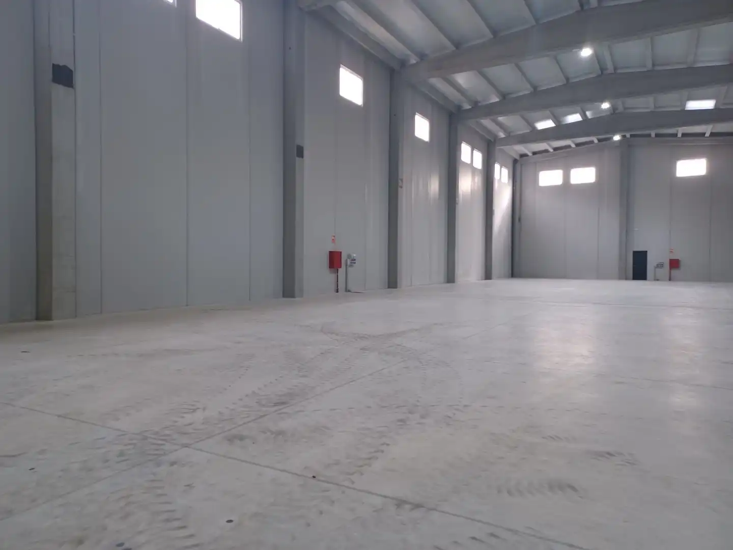 Fabrikhallen zur Miete in Ontinyent