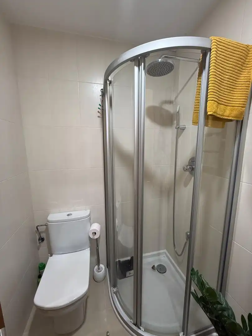Badezimmer von Wohnung zum Verkauf in Lugo mit Heizung, Terrasse und Abstellraum