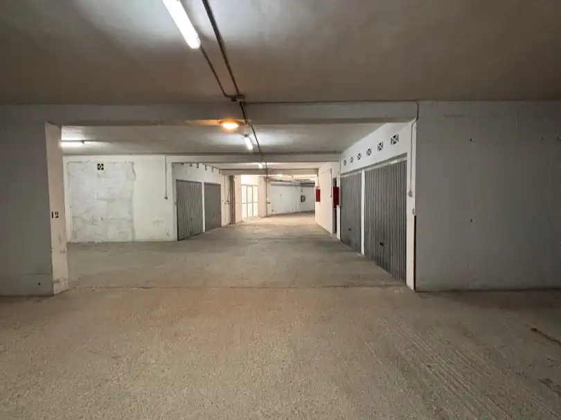 Parkplatz von Garage zur Miete in Benidorm