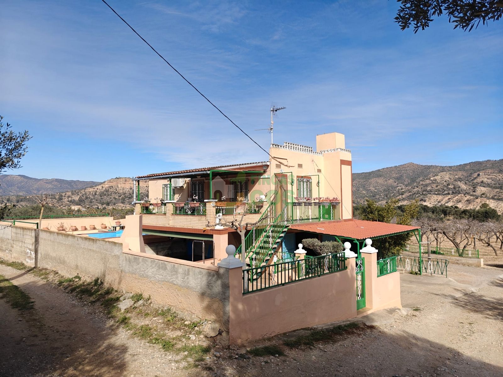 Exterior view of House or chalet for sale in Riba-roja d'Ebre  with Air Conditioner, Heating and Private garden