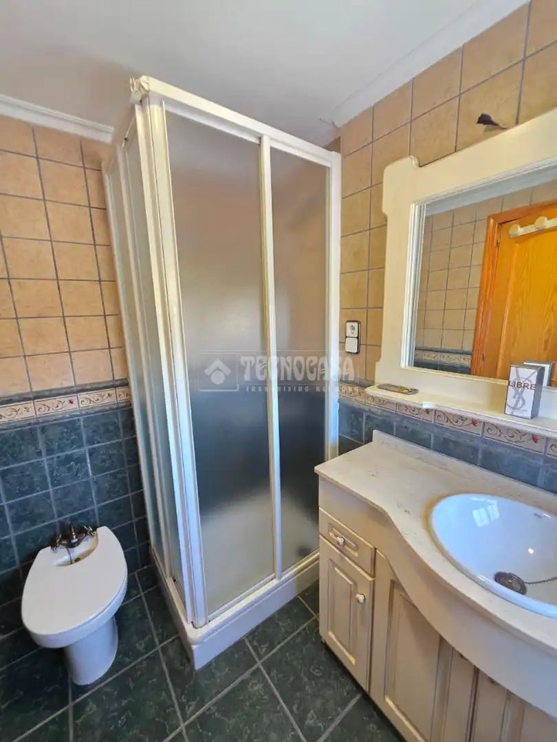 Badezimmer von Haus oder Chalet zum Verkauf in Almería mit Klimaanlage, Privatgarten und Terrasse