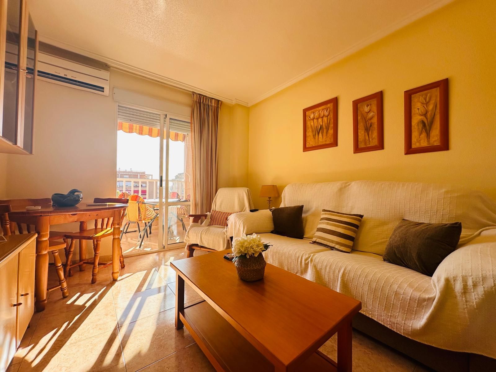 Bedroom of Apartment for sale in Torrevieja  with Air Conditioner, Heating and Terrace