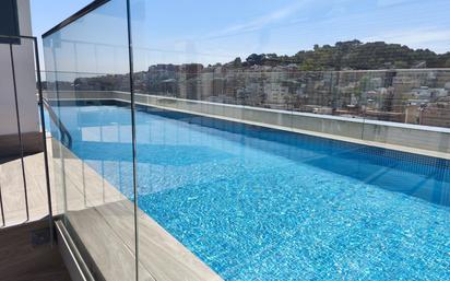Swimming pool of Flat for sale in  Barcelona Capital  with Air Conditioner, Parquet flooring and Terrace