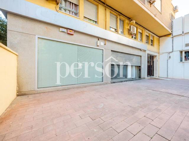 Local comercial en Venta en La Carrasca