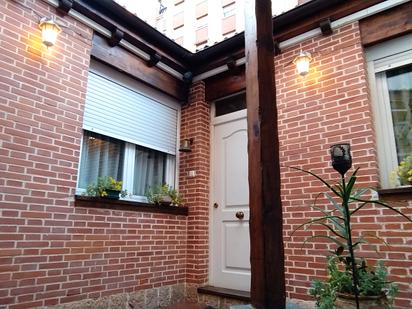Casa o xalet en venda en Valladolid Capital amb Jardí privat, Parquet i Terrassa