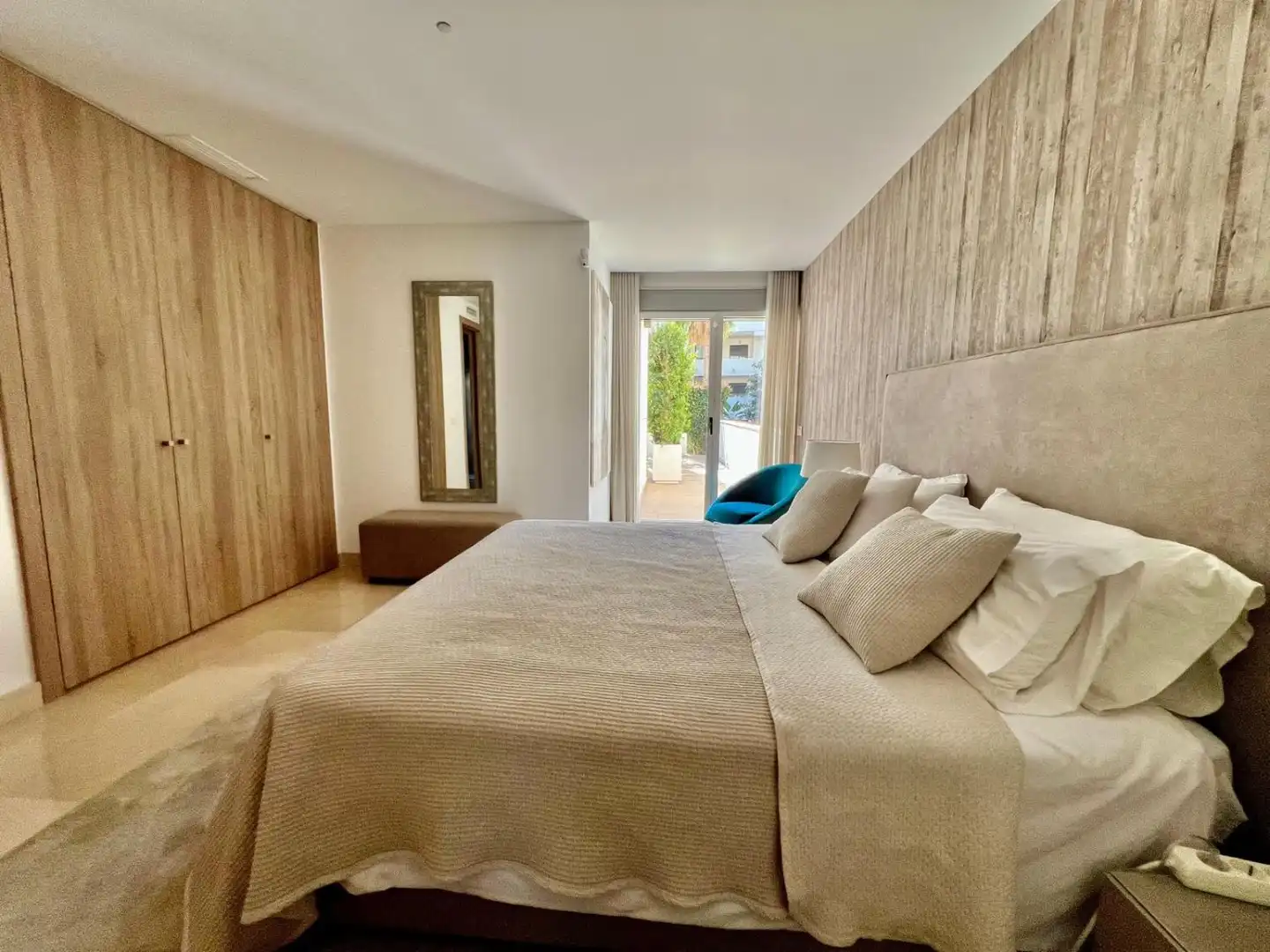 Bedroom of Apartments for rent in Marbella  with Air Conditioner, Heating and Furnished