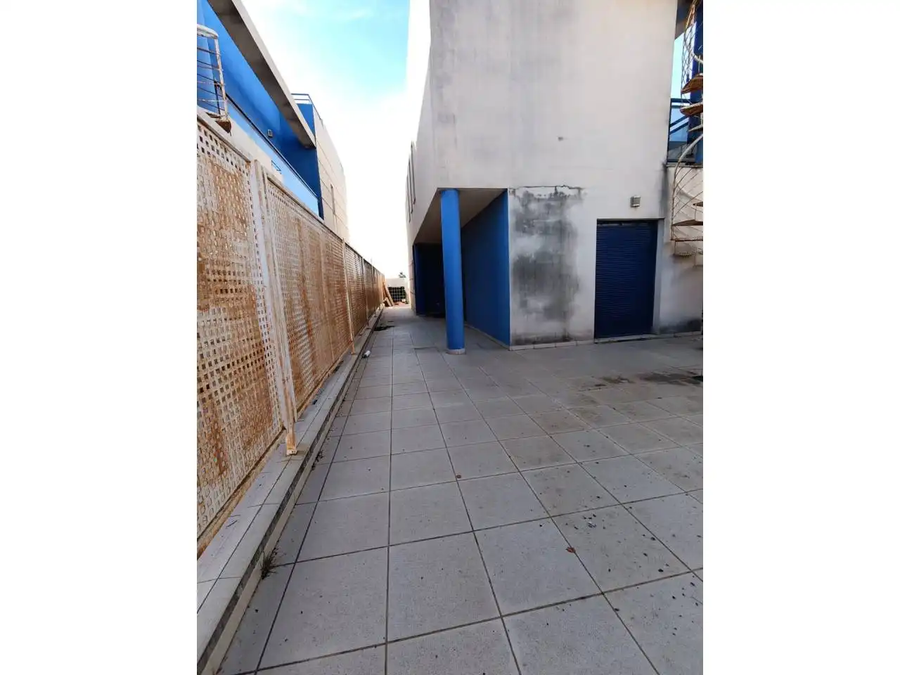 Vista exterior de Casa o xalet en venda en Vinaròs amb Jardí privat, Terrassa i Piscina comunitària