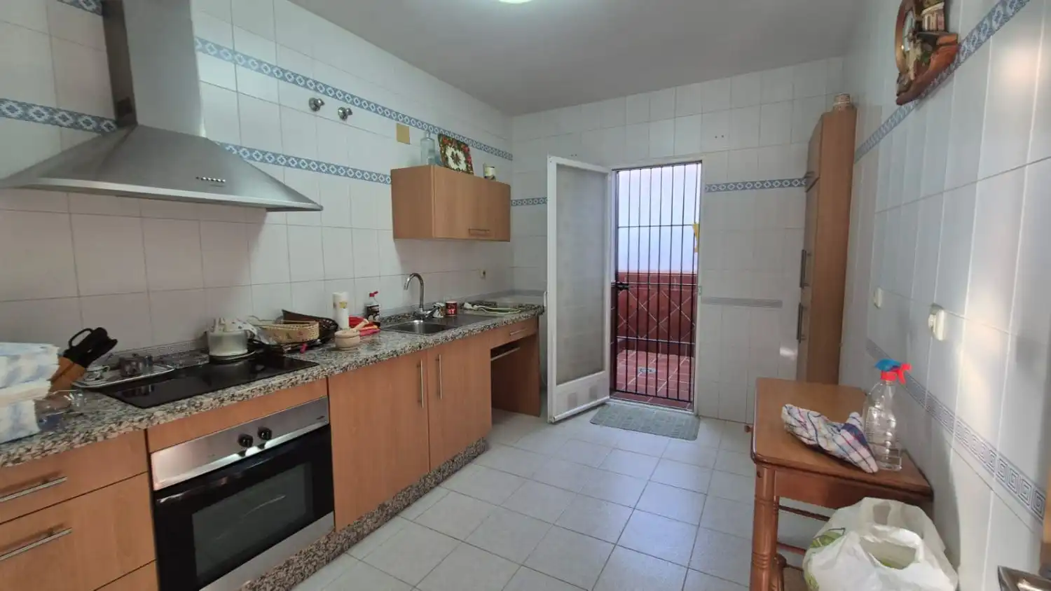 Cuina de Casa adosada en venda en Talavera la Real amb Aire condicionat i Terrassa