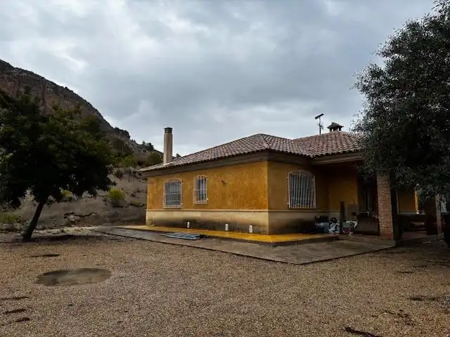 Außenansicht von Country house zum Verkauf in Aledo mit Klimaanlage, Privatgarten und Schwimmbad