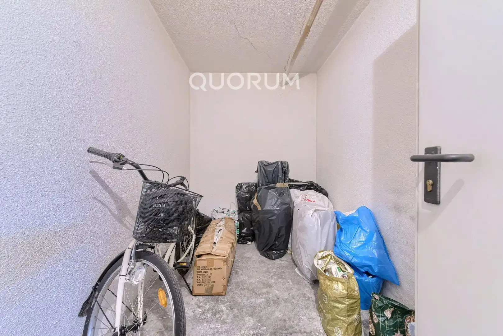 Piso en venta en Barakaldo  con Calefacción, Trastero y Amueblado