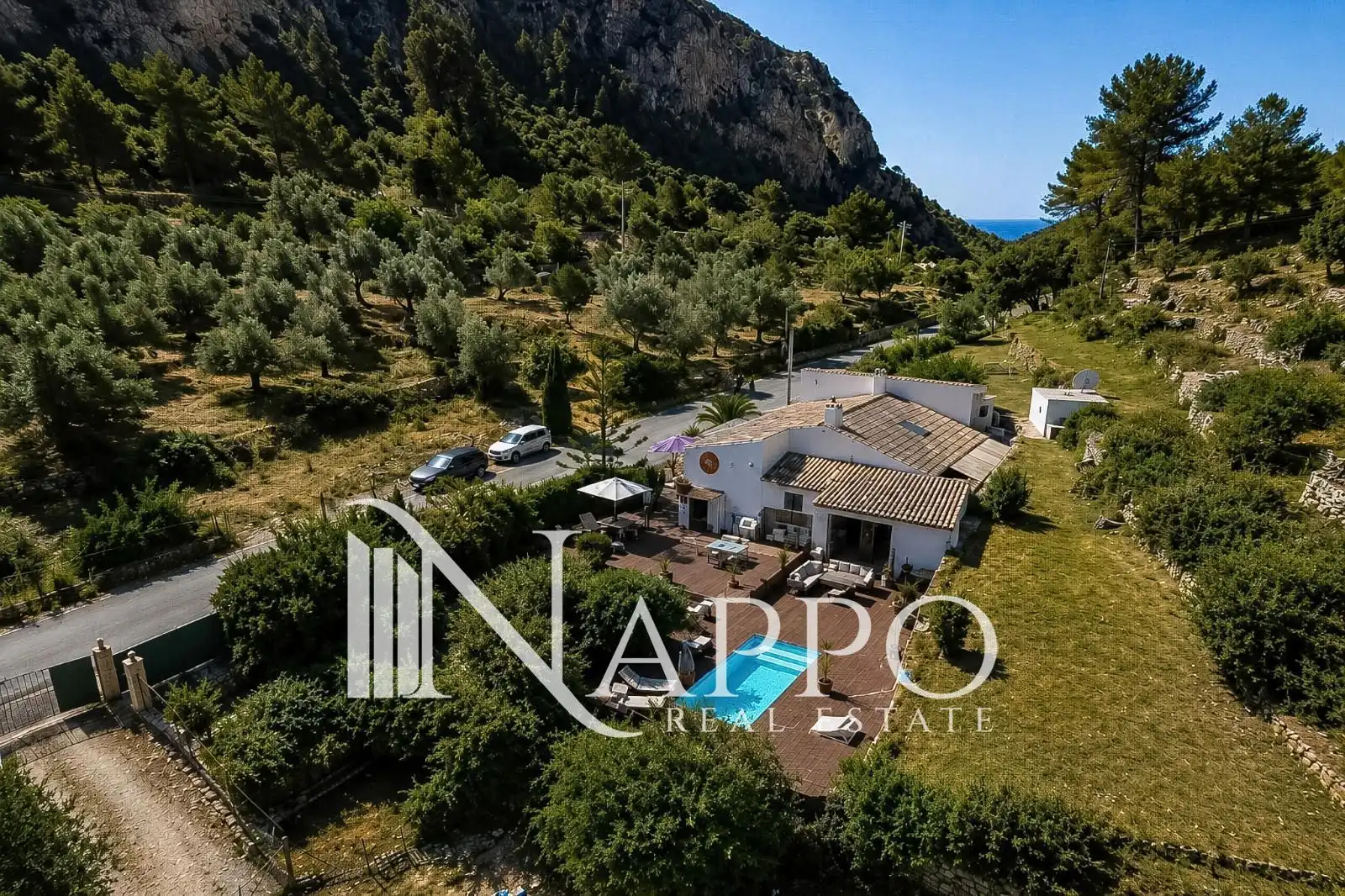 Casa amb piscina en venda a Diseminados