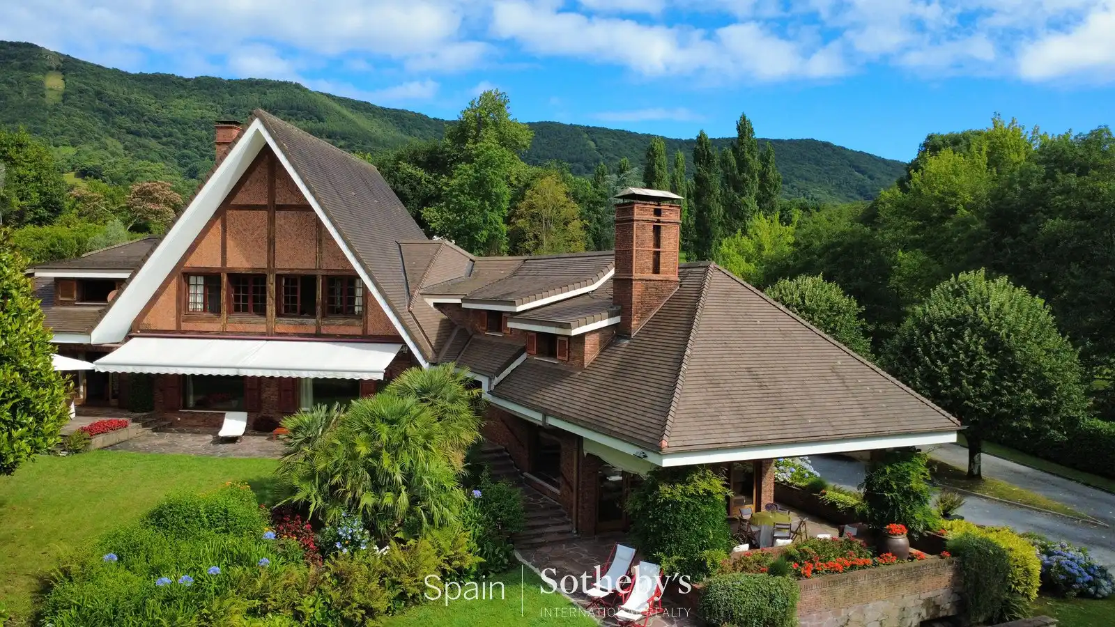 Casa o xalet en venda en Hondarribia amb Jardí privat, Terrassa i Traster