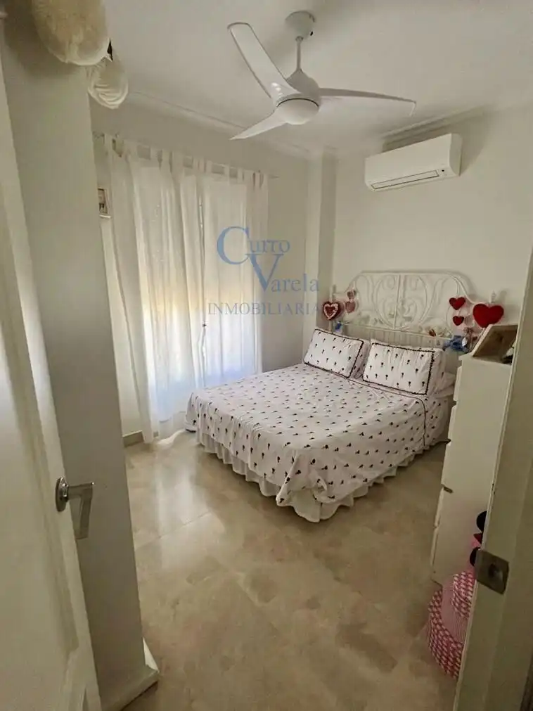 Habitación de Casa o chalet en venta en Montequinto con Aire acondicionado, Calefacción y Jardín privado
