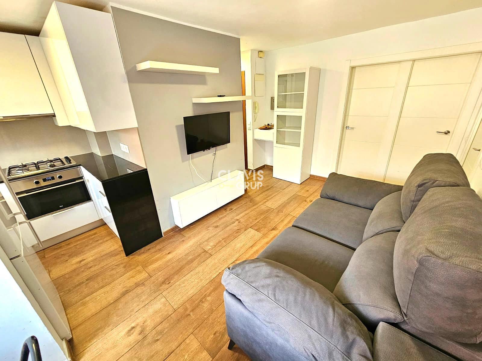 Flat for sale in ALMAGRO, Les Roquetes, Nou Barris