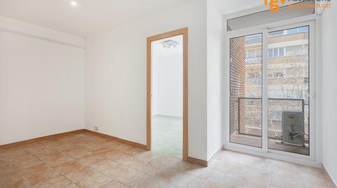 Foto 4 de Piso en venta en Porta,  Barcelona Capital