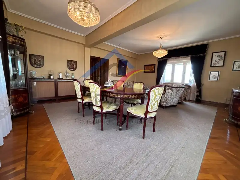 Menjador de Casa o xalet en venda en Piélagos amb Calefacció, Jardí privat i Parquet