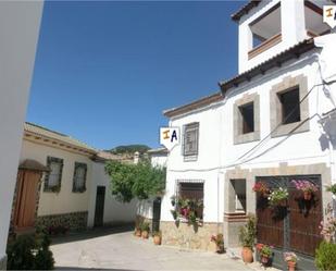 Vista exterior de Casa adosada en venda en Frailes amb Terrassa, Traster i Piscina