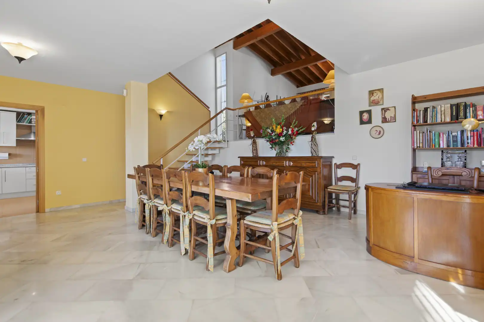 Dining room of Houses for sale in Benahavís  with Air Conditioner, Heating and Private garden