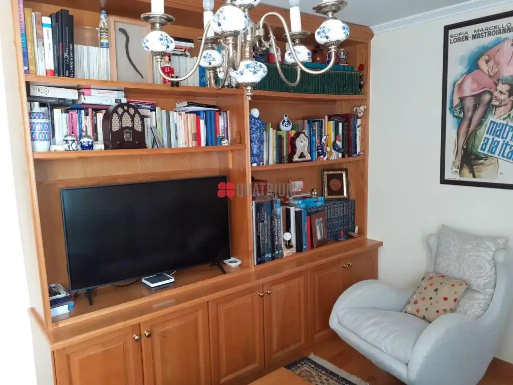 Sala de estar de Casa o chalet en venta en Santiago de Compostela  con Calefacción, Terraza y Trastero