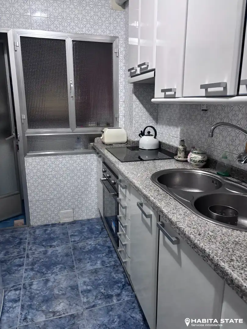 Cocina de Piso en venta en Almería con Aire acondicionado, Terraza y Horno