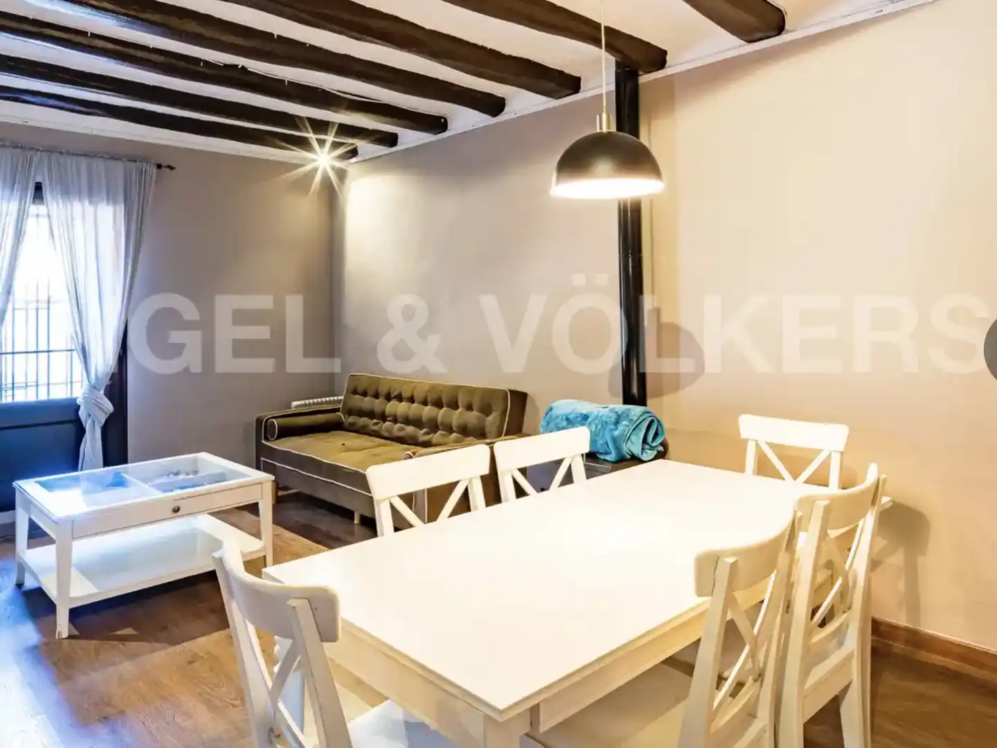 Sala d'estar de Edifici en venda en Castellar del Vallès