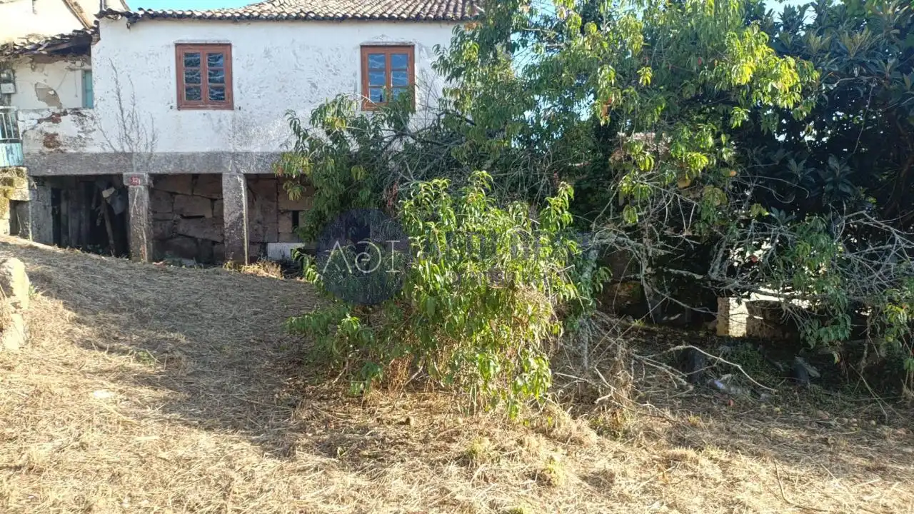 House with garden for sale in Gondomar