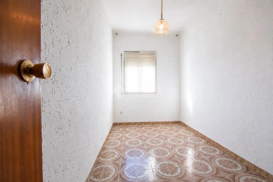 Piso en venta en Madrid con Balcón