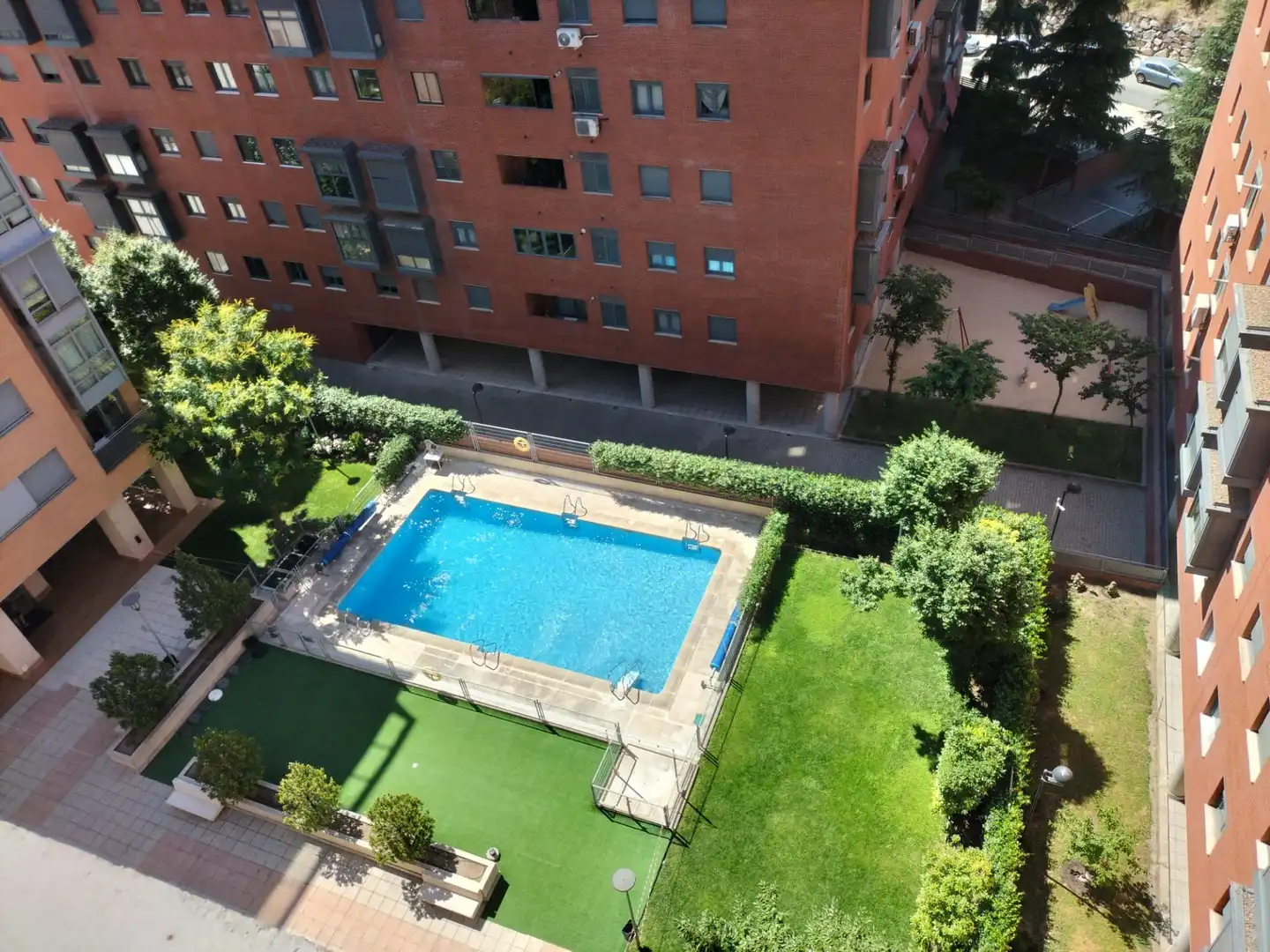 Piscina de Àtic en venda en Madrid amb Jardí privat, Terrassa i Traster