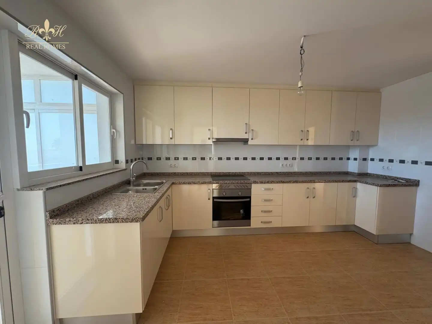 Kitchen of Houses for sale in L'Alfàs del Pi  with Air Conditioner, Heating and Swimming Pool