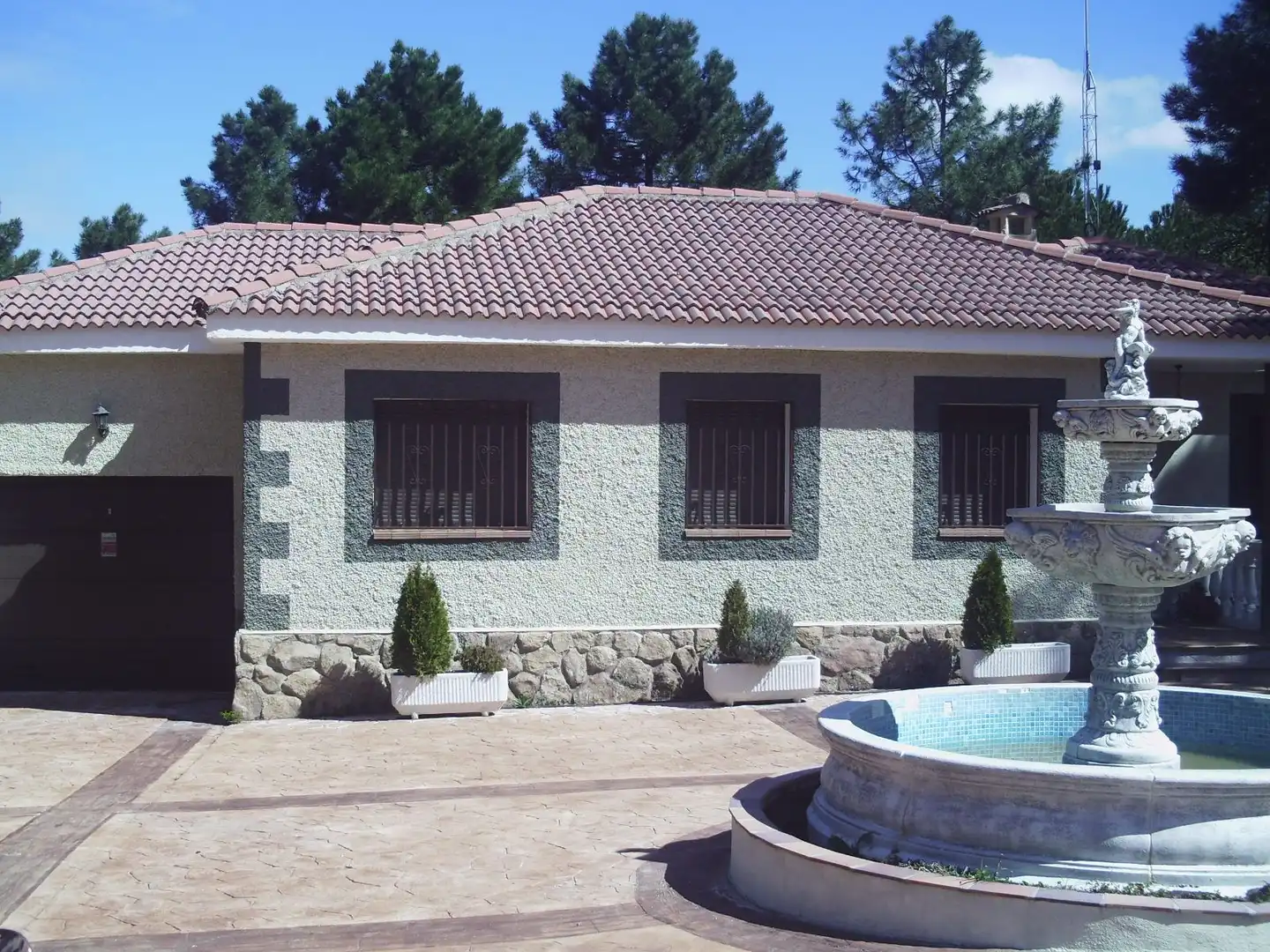 Xalet amb piscina en venda a Marugán, imagen 2