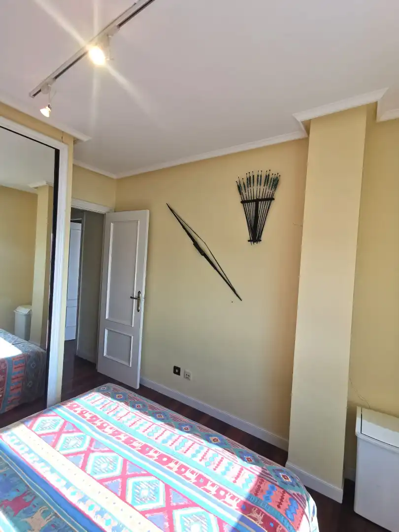 Piso en venta en Castro-Urdiales con Calefacción, Terraza y Amueblado