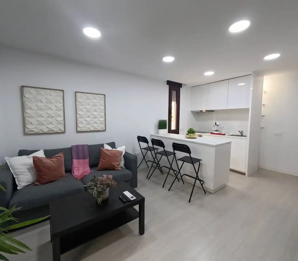 Sala de estar de Piso en venta en Santa Cruz de Tenerife con Aire acondicionado, Trastero y Amueblado