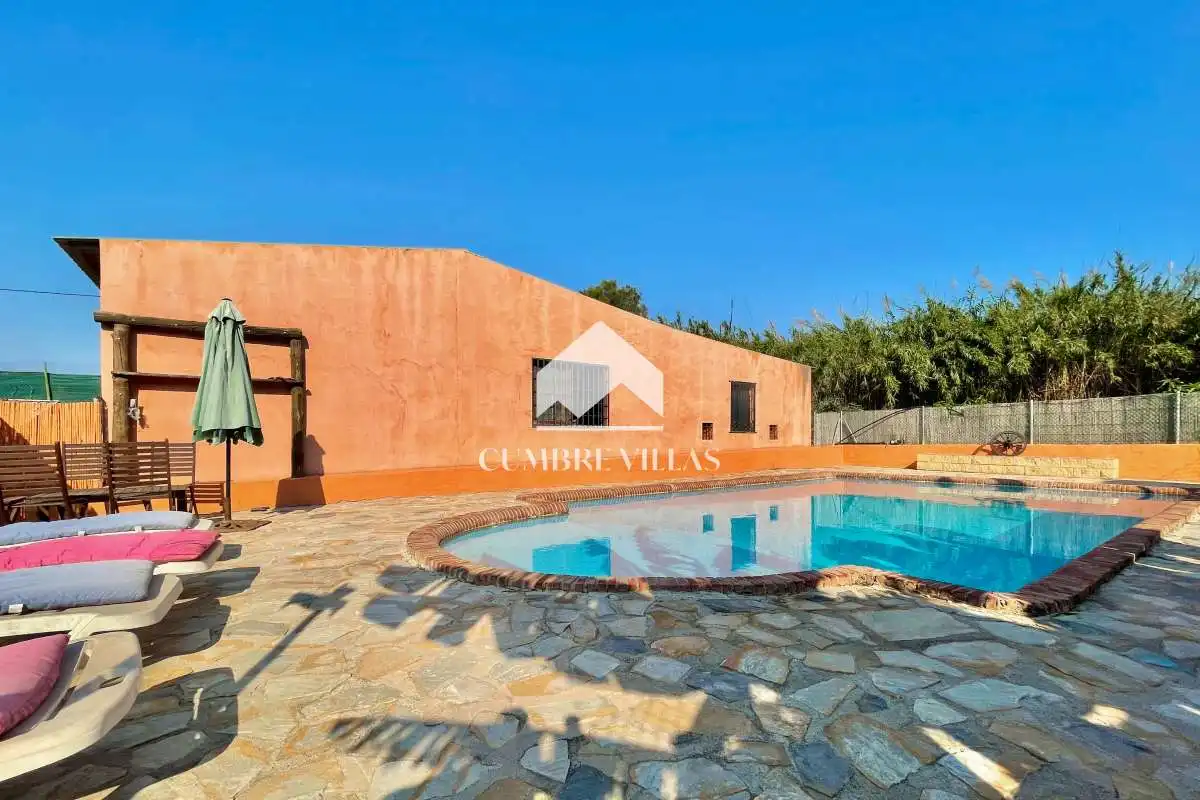 Außenansicht von Country house zum Verkauf in Torrenueva Costa mit Privatgarten, Terrasse und Abstellraum