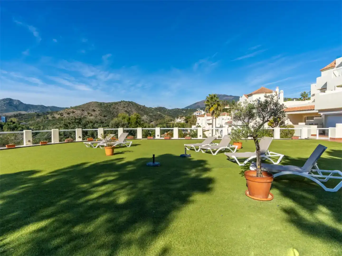 Terrace of Flat for sale in Benahavís  with Air Conditioner, Terrace and Swimming Pool