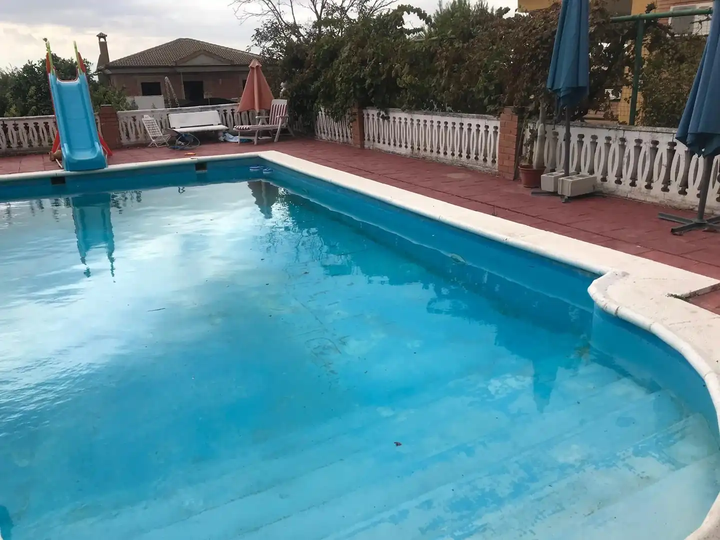Piscina de Residencial en venda en Linares
