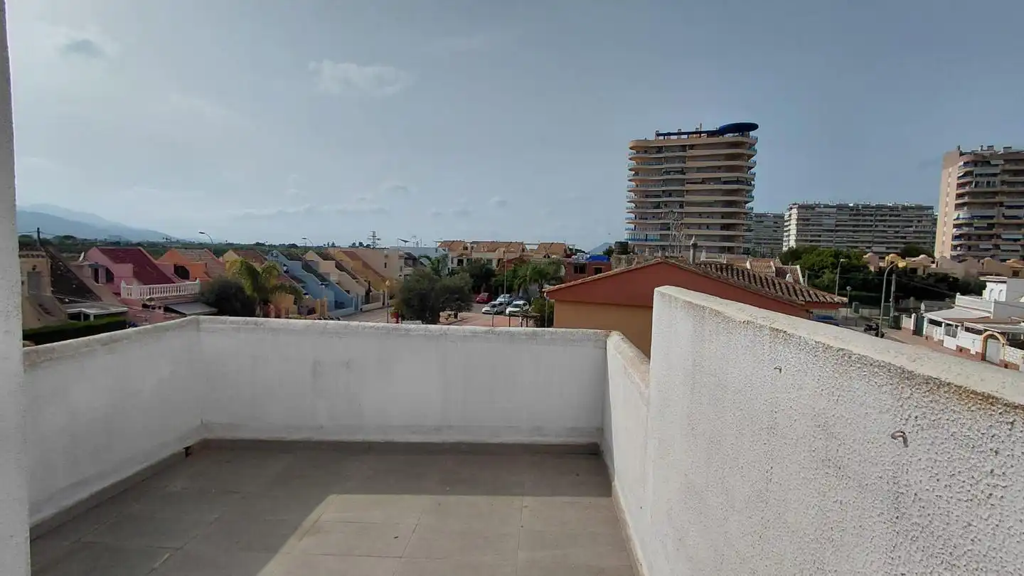 Terraza de Casa o chalet en venta en Tavernes de la Valldigna con Calefacción, Terraza y Amueblado