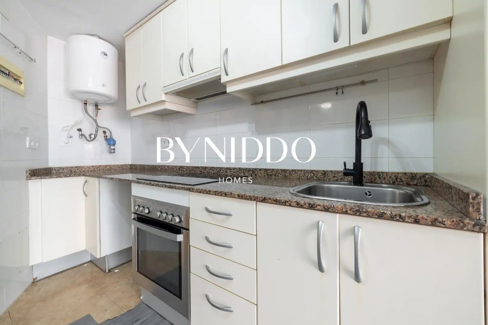 Kitchen of Flat for sale in Rubí